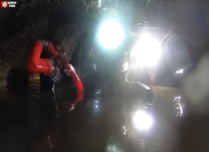 Video :After missing his air bubble, a caver ends up drowning